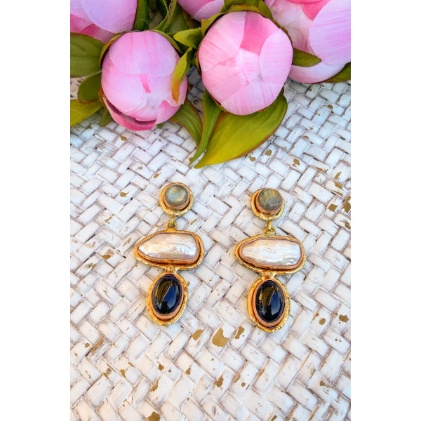 Blanca Earrings in Onyx Gold Pearl