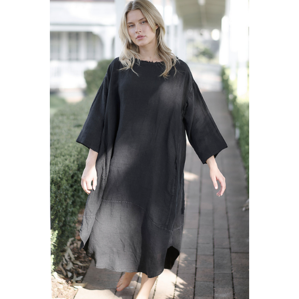 The Malle Linen Dress