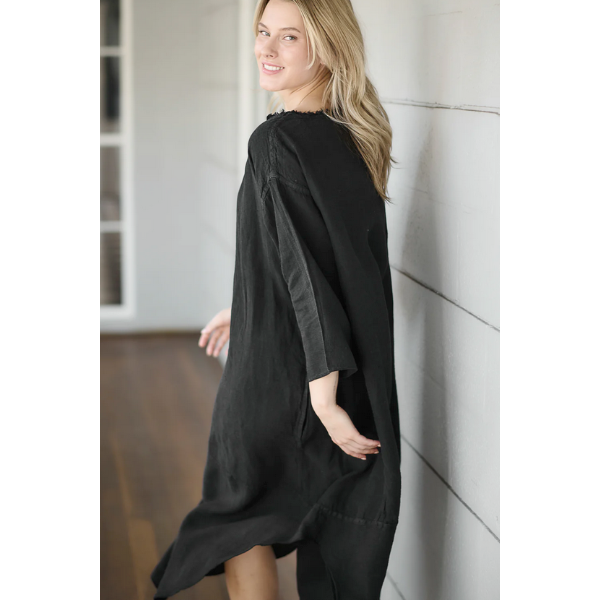 The Malle Linen Dress