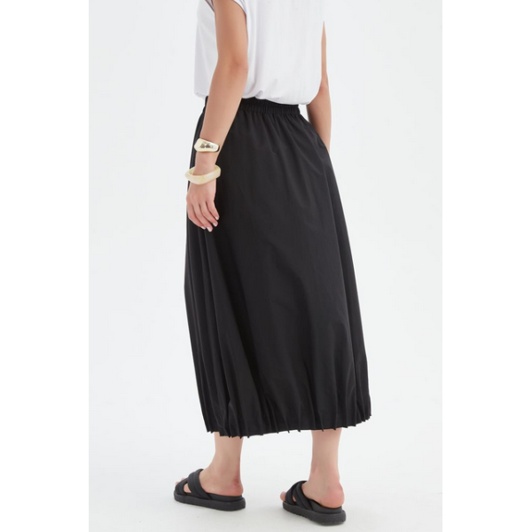 Pin Tuck Hem Skirt