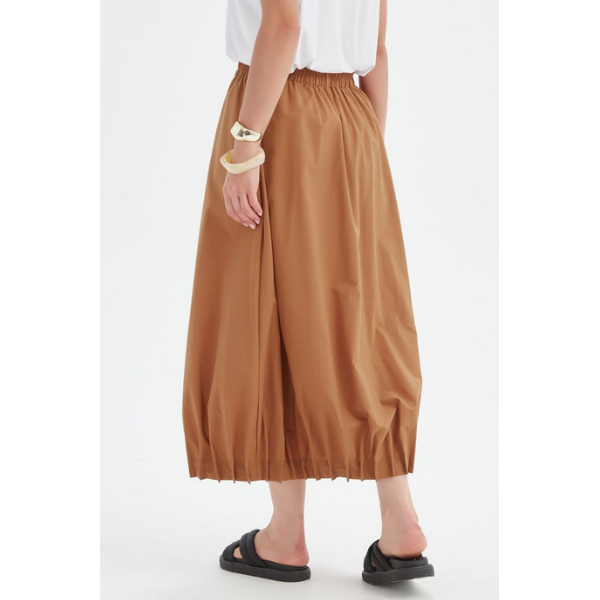 Pin Tuck Hem Skirt